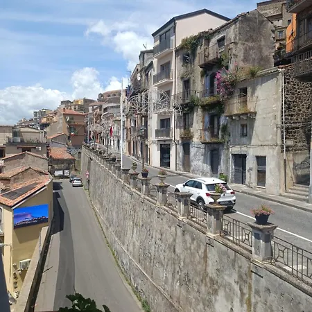 Via San Vincenzo, 21 Castiglione De Sicilia