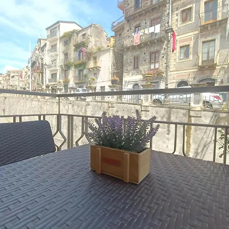 Via San Vincenzo, 21 * Castiglione De Sicilia